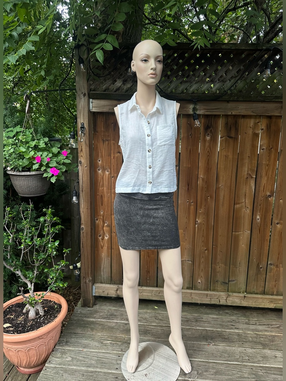 Sleeveless Button Down Blouse